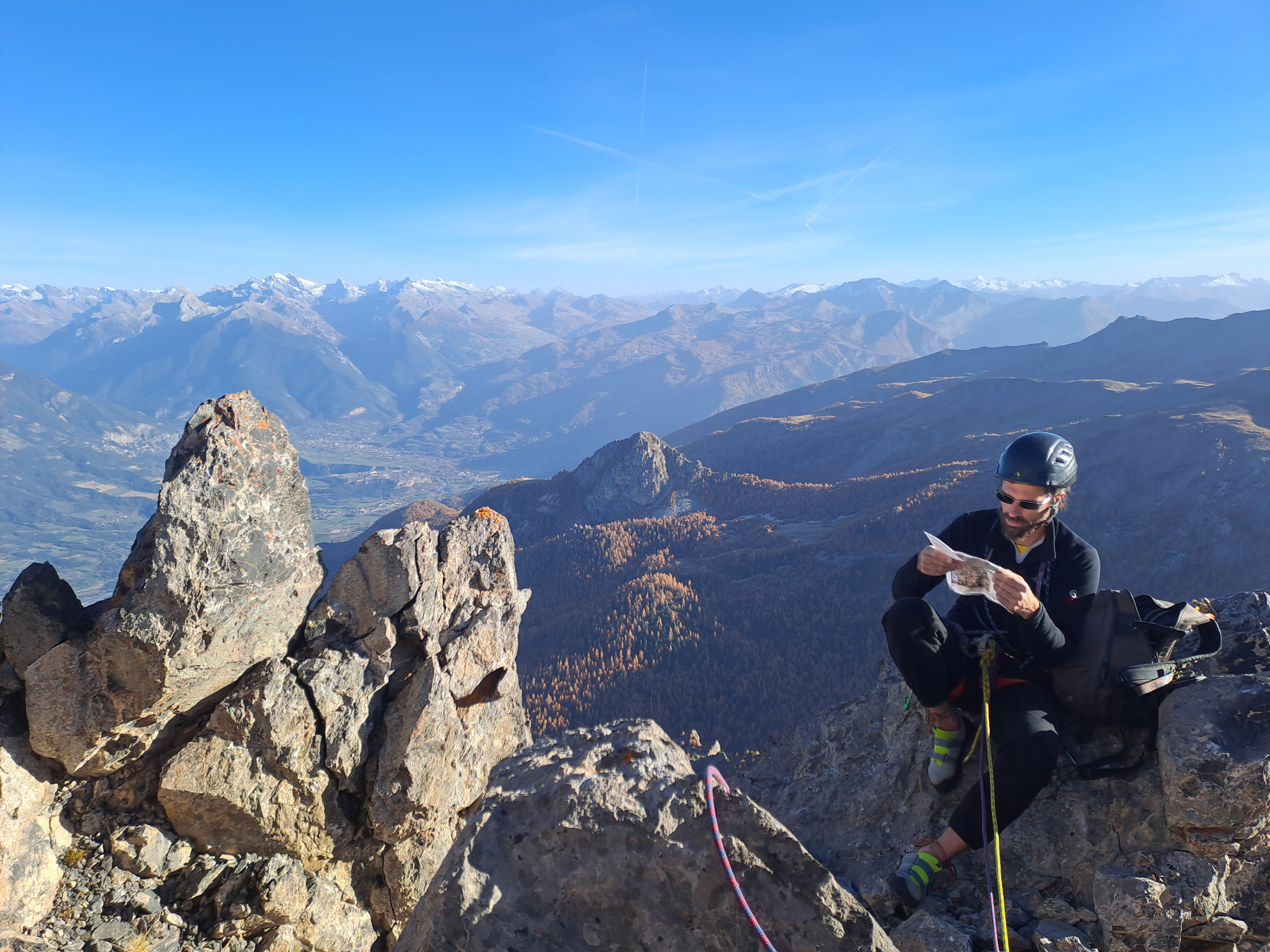 chouchou vérifie les rappels sur le topo