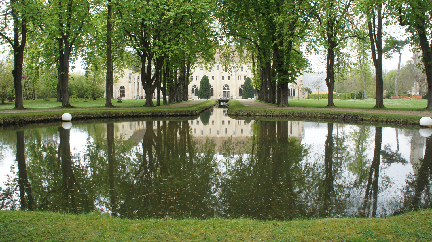 bassin abbaye
